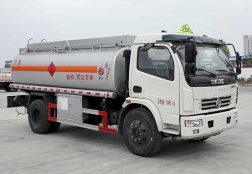 東風(fēng)多利卡加油車(chē)圖片 東風(fēng)多利卡加油車(chē)圖片