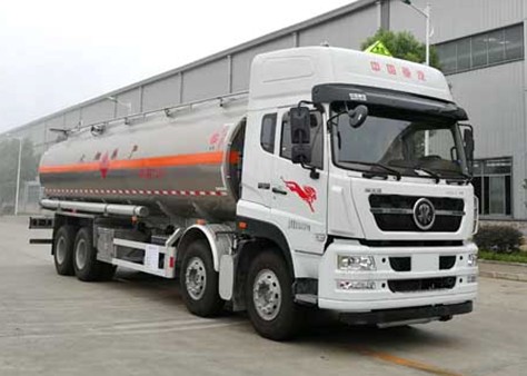 重汽斯太爾前四后八鋁合金運(yùn)油車(chē)圖片 重汽斯太爾前四后八鋁合金運(yùn)油車(chē)圖片